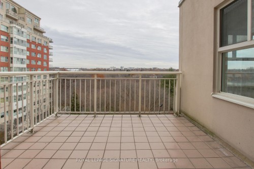 402-18 Concorde Place, Toronto, ON - Outdoor With Balcony With Exterior