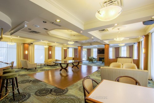 402-18 Concorde Place, Toronto, ON - Indoor