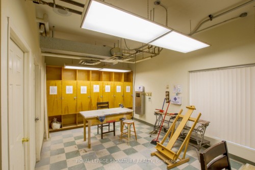 402-18 Concorde Place, Toronto, ON - Indoor