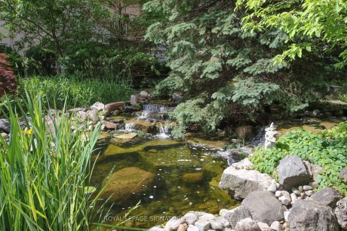 402-18 Concorde Place, Toronto, ON - Outdoor