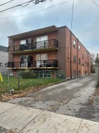 114 Barrington Avenue  Toronto, ON M4C 4Z2