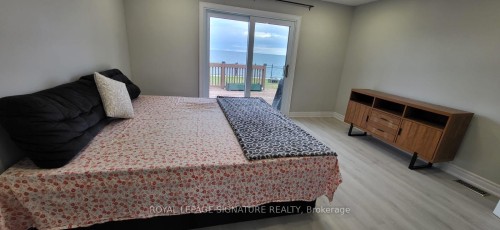 80 Seabreeze Crescent, Hamilton, ON - Indoor Photo Showing Bedroom