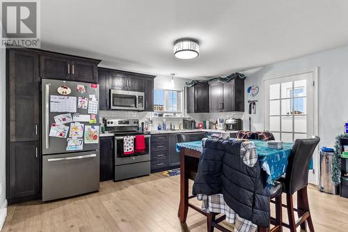15 Beaugart Avenue, Paradise, NL - Indoor Photo Showing Kitchen