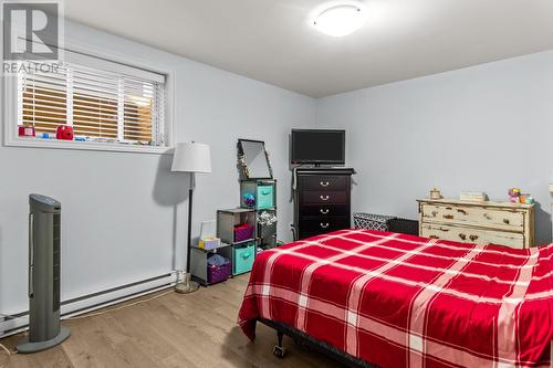 15 Beaugart Avenue, Paradise, NL - Indoor Photo Showing Bedroom