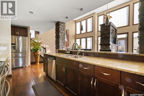 2522 Broderick Road, Regina, SK - Indoor Photo Showing Kitchen With Stainless Steel Kitchen With Double Sink