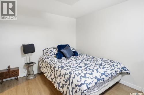 5 John East Avenue, Saskatoon, SK - Indoor Photo Showing Bedroom