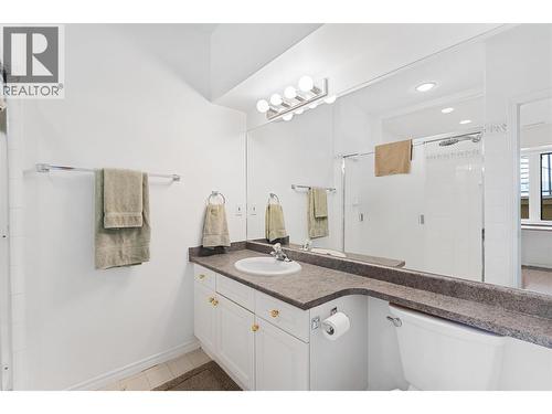 529 Zdralek Cove, West Kelowna, BC - Indoor Photo Showing Bathroom