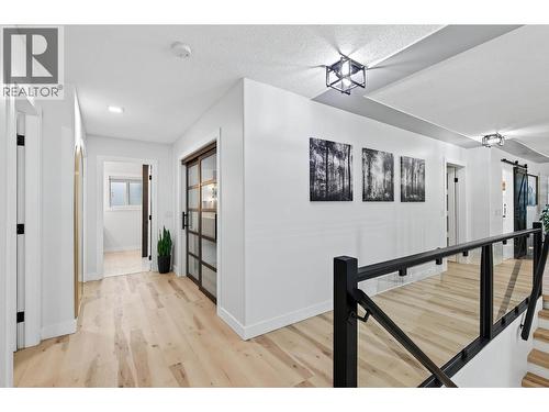 1095 Laurel Place, Kamloops, BC - Indoor