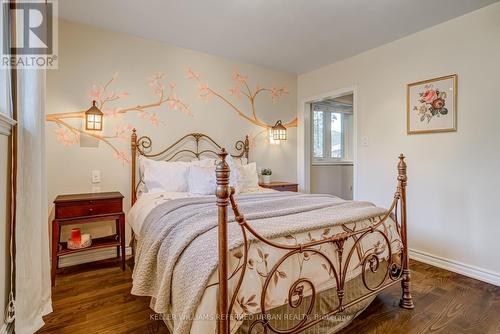 1005 Dormer Street, Mississauga, ON - Indoor Photo Showing Bedroom