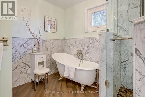 1005 Dormer Street, Mississauga, ON - Indoor Photo Showing Bathroom