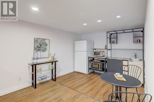 1005 Dormer Street, Mississauga, ON - Indoor