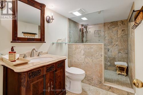 1005 Dormer Street, Mississauga, ON - Indoor Photo Showing Bathroom