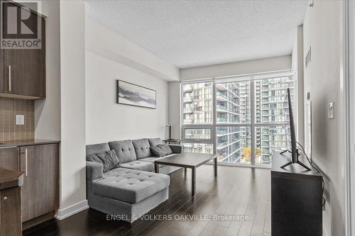 1105 - 510 Curran Place, Mississauga, ON - Indoor