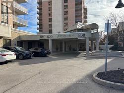 313 - 830 SCOLLARD COURT  Mississauga, ON L5V 0A2