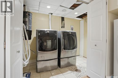 91 Lindsay Drive, Saskatoon, SK - Indoor Photo Showing Laundry Room