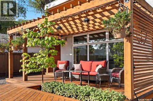 91 Lindsay Drive, Saskatoon, SK - Outdoor With Deck Patio Veranda