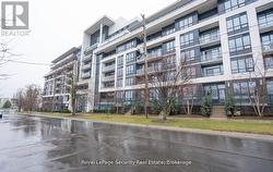 328 - 399 SPRING GARDEN AVENUE  Toronto, ON M2N 3H6