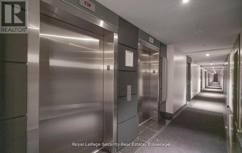 328 - 399 Spring Garden Avenue, Toronto, ON - Indoor Photo Showing Other Room