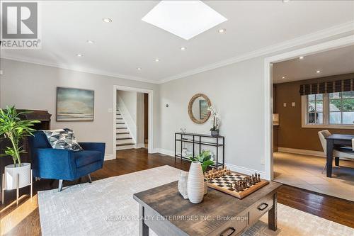 1424 Indian Road, Mississauga, ON - Indoor Photo Showing Living Room