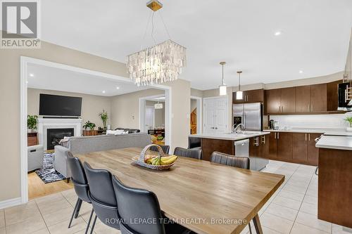 317 Gallantry Way, Ottawa, ON - Indoor Photo Showing Dining Room