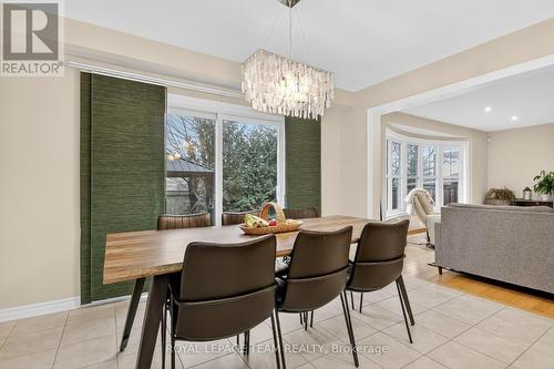 317 Gallantry Way, Ottawa, ON - Indoor Photo Showing Dining Room