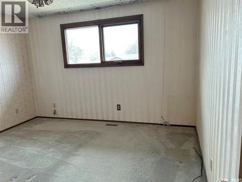 401 Brock Crescent, Saskatoon, SK - Indoor