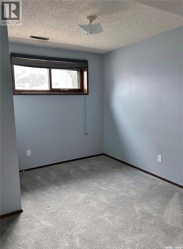 401 Brock Crescent, Saskatoon, SK - Indoor Photo Showing Other Room