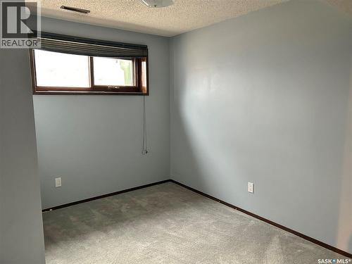 401 Brock Crescent, Saskatoon, SK - Indoor Photo Showing Other Room