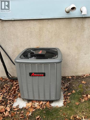 401 Brock Crescent, Saskatoon, SK - 