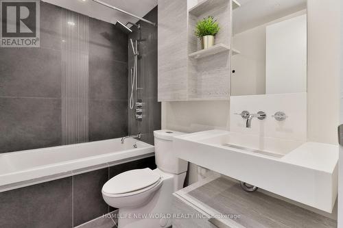 3301 - 5 St. Joseph Street, Toronto, ON - Indoor Photo Showing Bathroom