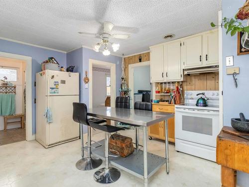 12 Adelaide Avenue, Halifax, NS 