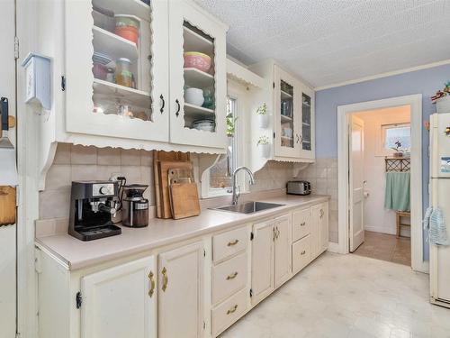 12 Adelaide Avenue, Halifax, NS 