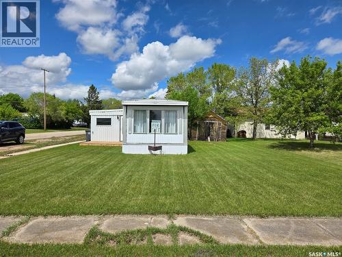 702 Railway Avenue, Arcola, SK 
