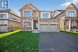 62 KIRBY AVENUE  Collingwood, ON L9Y 3Y8