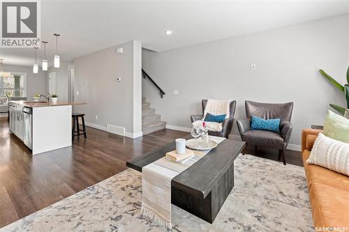 229 1220 Pringle Way, Saskatoon, SK - Indoor Photo Showing Living Room