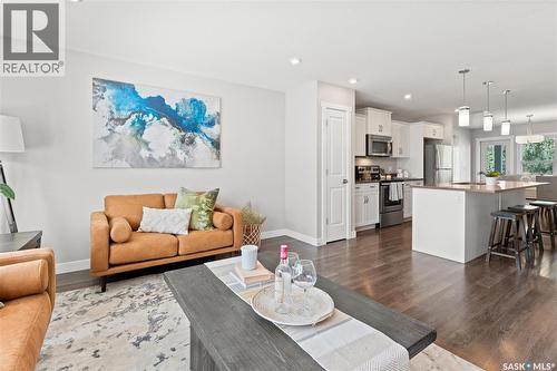 229 1220 Pringle Way, Saskatoon, SK - Indoor Photo Showing Living Room