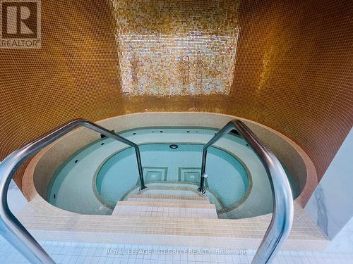 406 - 1001 Bay Street, Toronto (Bay Street Corridor), ON - Indoor Photo Showing Other Room