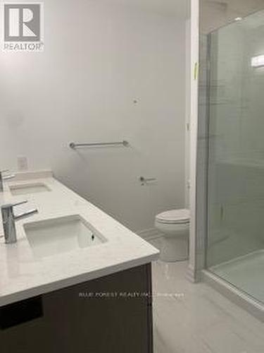 711 - 480 Callaway Road, London North (North R), ON - Indoor Photo Showing Bathroom