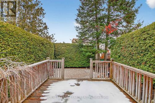 Large deck. - 17 Providence Place, Ottawa, ON - Outdoor With Deck Patio Veranda