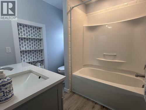 82 1000 Inverness Road, Prince George, BC - Indoor Photo Showing Bathroom