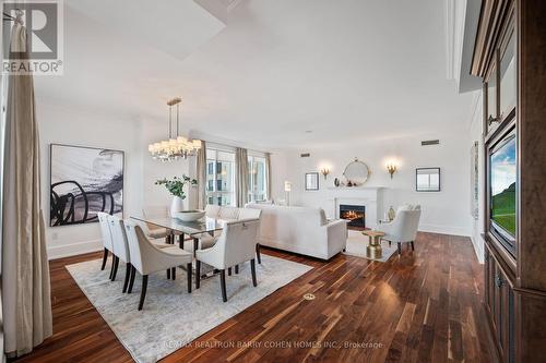 805C - 662 Sheppard Avenue E, Toronto, ON - Indoor Photo Showing Dining Room