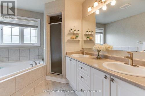 20 James Ratcliff Avenue, Whitchurch-Stouffville, ON - Indoor Photo Showing Bathroom
