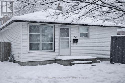 14 WHITING AVENUE  Oshawa (Lakeview), ON L1H 3T3