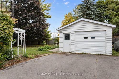 134 Hastings Drive, Belleville (Belleville Ward), ON - Outdoor