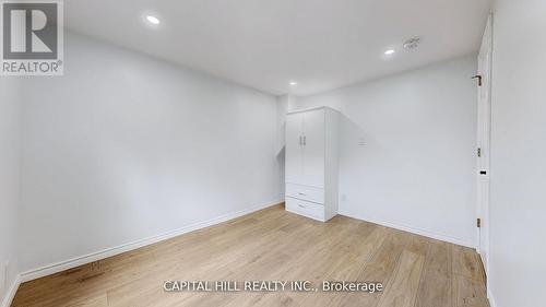 160 Picton Street E, Hamilton, ON - Indoor Photo Showing Other Room