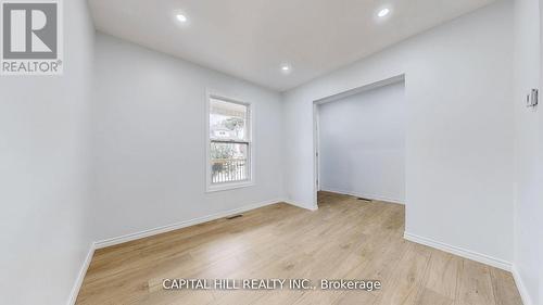 160 Picton Street E, Hamilton, ON - Indoor Photo Showing Other Room