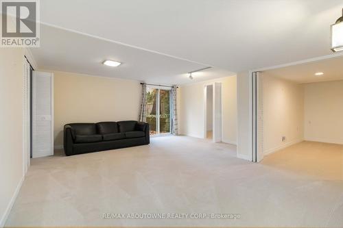 1410 Devon Road, Oakville, ON - Indoor