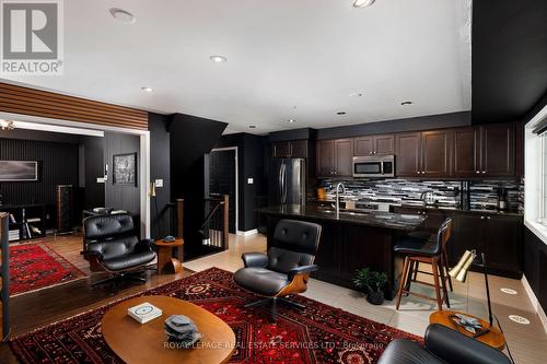 220 Sarah Cline Drive, Oakville, ON - Indoor