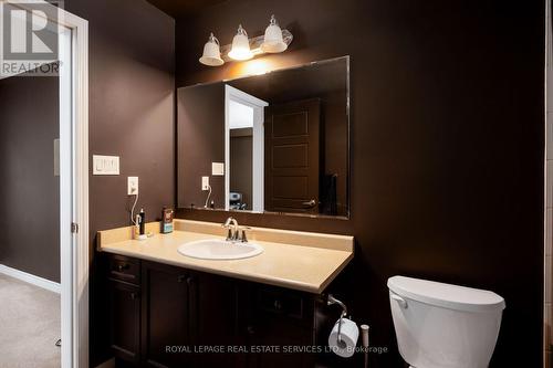 220 Sarah Cline Drive, Oakville, ON - Indoor Photo Showing Bathroom