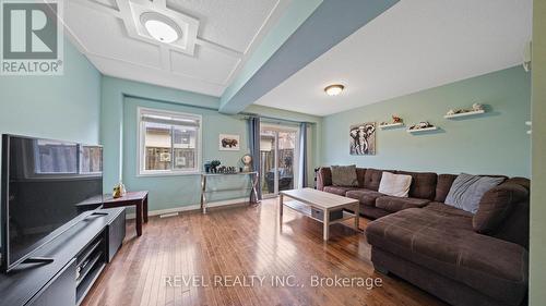 24 - 120 Dudhope Avenue, Cambridge, ON - Indoor Photo Showing Living Room